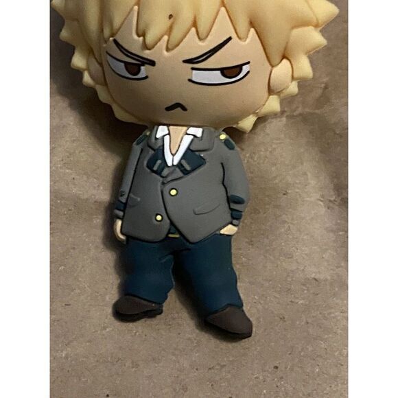 Katsuki bakugo Monogram Rare Exclusive Series 1.5 Keychain Out Of Box - Picture 4 of 8